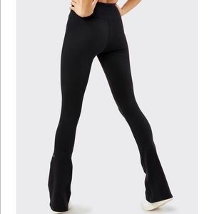 Splits 59 Raquel flare yoga pant